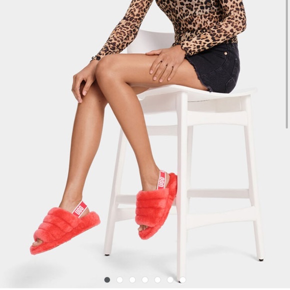 UGG Fluff yeah slides - Picture 3 of 4